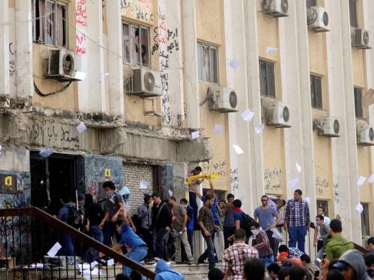 13 injured in clashes between security and Azhar University students in Dakahliya