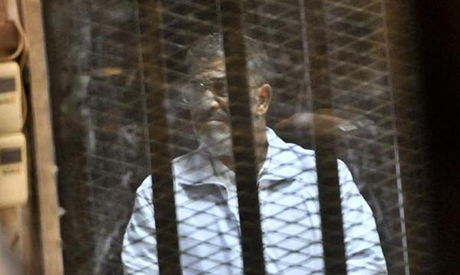 Mursi trial hears Hamas, Hezbollah attacked Egypt jails