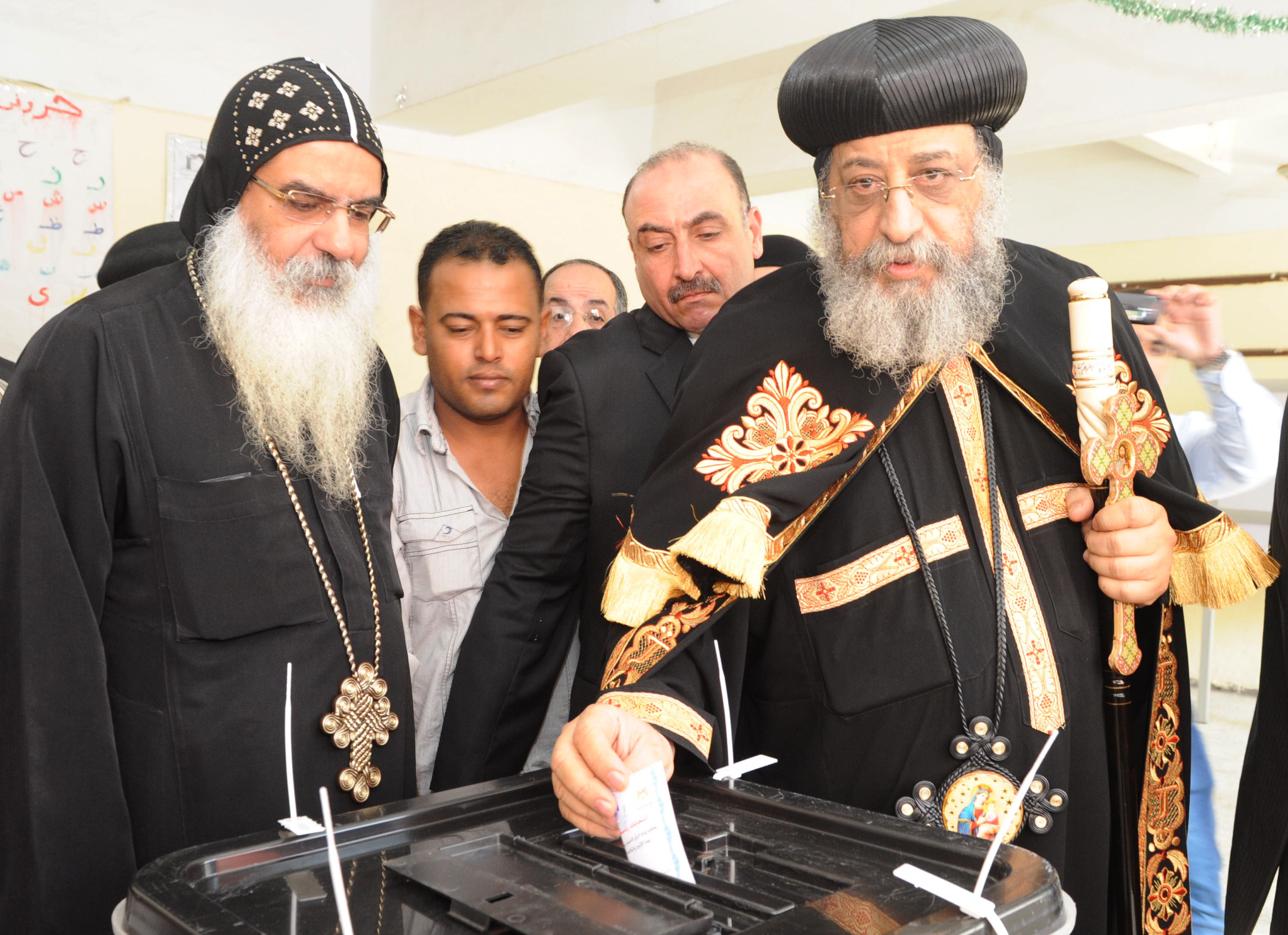 Coptic community voices rejections of Al-Nour Party’s candidates