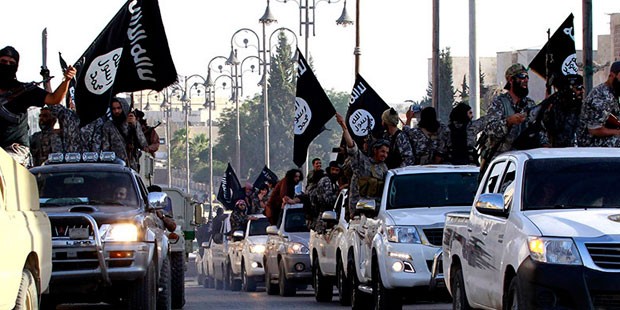 Islamic State targets Bashiqa camp, Turkey retaliates -military sources