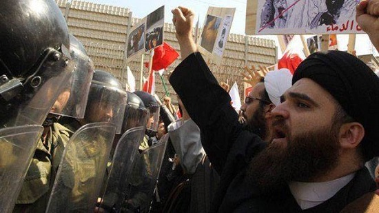Bahrain jails 5 Shia, revokes their citizenships