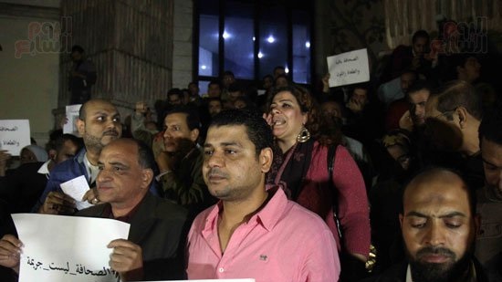 Egyptian Journalists' Syndicate considers 'next move' after its head gets prison sentence

