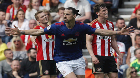 Man Utd cruise to victory at Sunderland