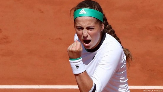 French Open: Teenager Ostapenko shocks Wozniacki to reach last four