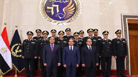President Sisi honors martyrs families on National Police Day