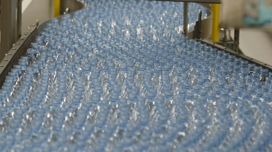 UK plans plastic bottle charge to tackle pollution