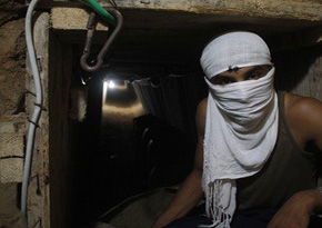Egypt destroys 400 Gaza tunnels