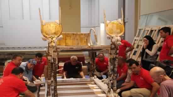 Egyptian Grand Museum receives the wheel of war of King Tutankhamun and his bed