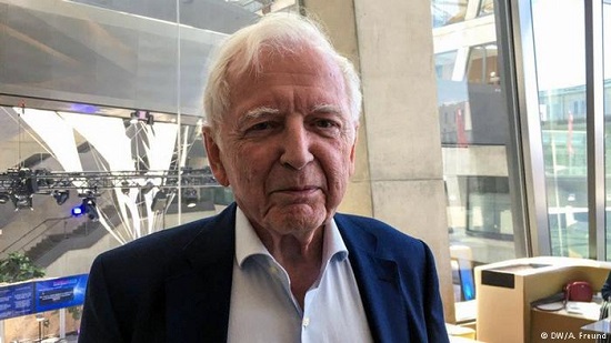 Nobel Prize winner zur Hausen: The low vaccination rate is a great scandal!