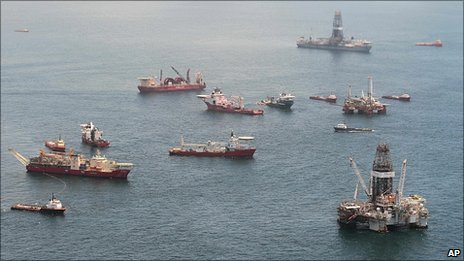 US fears Gulf seabed oil seepage near stricken BP well