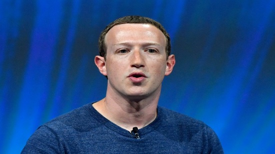 Facebook’s Zuckerberg says he is not considering resigning