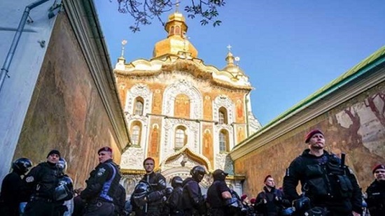 Ukraine raids Orthodox churches with Russia ties