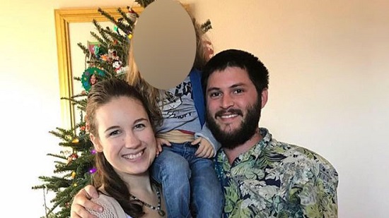 US couple lose child custody over chemo refusal
