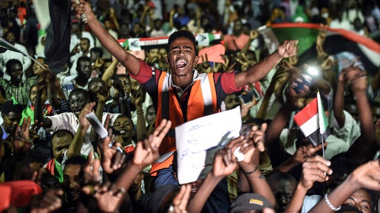 Clashes between Arabs non-Arabs in Sudan province kill 30
