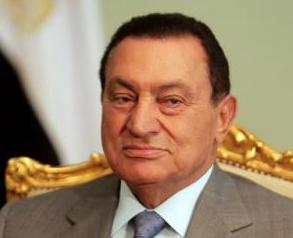 Mubarak sternly warns sectarian inciters 
