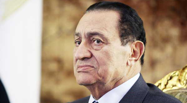 Prosecutor bans Mubarak, family from travel	