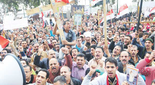 Thousands of Copts continue protesting in front of TV building	