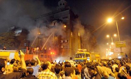 Egypt PM in urgent talks over Muslim-Christian clashes
