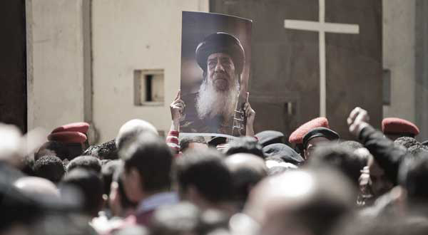 Christians pay final respects to Coptic Pope