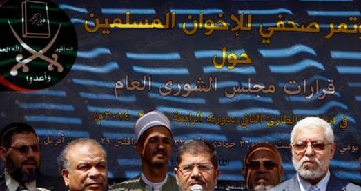 With main candidate out, Brotherhood throws weight behind Morsy