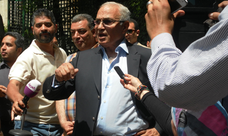 Islamist party stands by founder, slams presidential candidate Shafiq