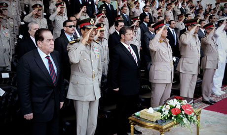 Amidst expectations of a showdown, Tantawi joins Morsi for army graduation ceremony