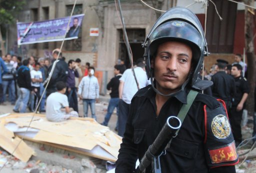 16 wounded in sectarian clashes outside Cairo