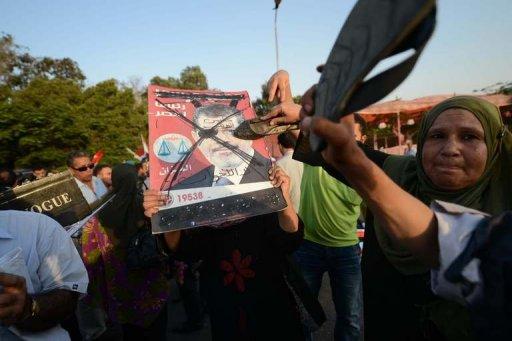 Egyptian police warn anti-Morsy protesters