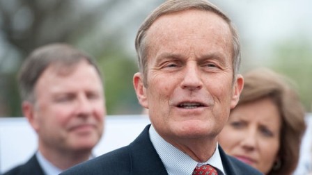 Missouri Rep. Akin calls for suspension of aid to Egypt