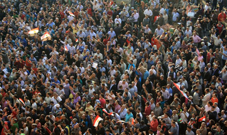 Thousands fill Tahrir on Friday to protest Morsi's new 'dictatorial powers'