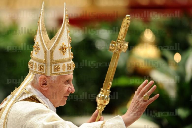 Pope, on last Sunday, says following God's wishes