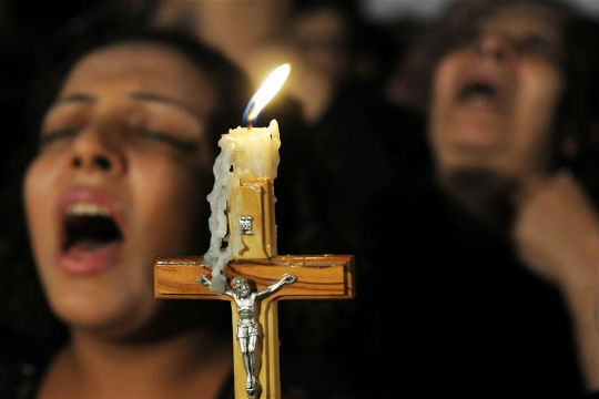Egyptian gunmen kill two outside church in Cairo suburb