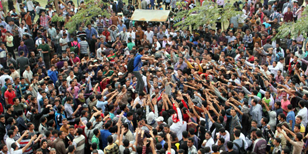 Protests in Al-Azhar University demanding release students