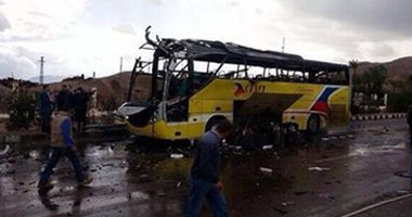 Tourist bus blast kills 3 in Egypt