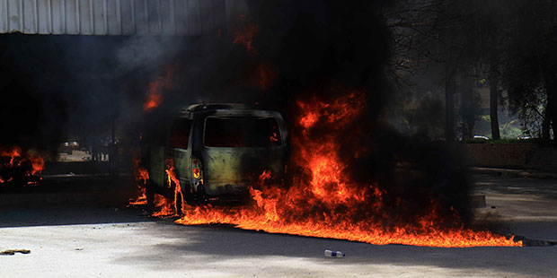 10 students arrested after setting fire at Al-Azhar University