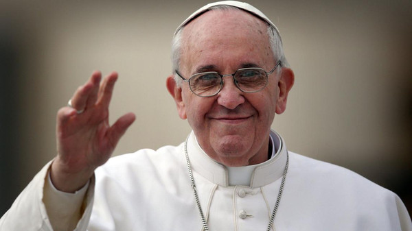 Pope Francis calls for international action on the ground against Daash 