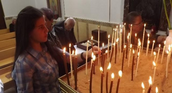 Fanatic elements prevented Copts from praying inside their church in Abo Qurqas