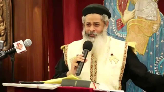 Coptic Church judges a priest who cursed the Pope in America
