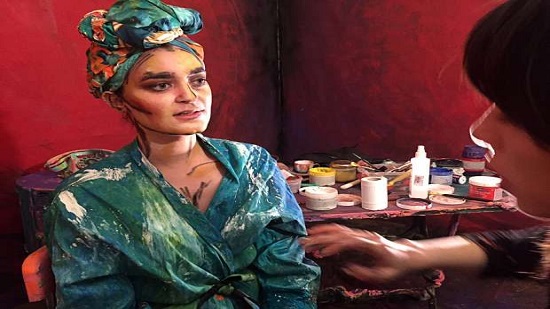 Cairo Artist breathes life into human paintings