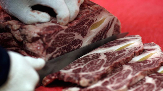 Red meat tied to higher risk of dying from eight diseases