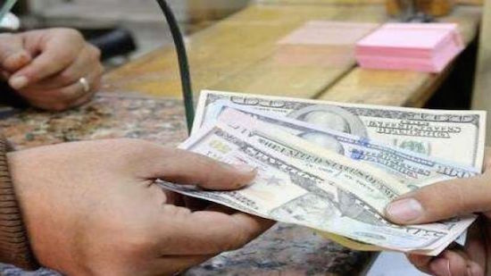 US dollar over LE18 in private banks of Egypt