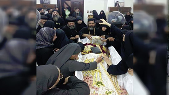 Thousands of Copts and Muslims bid farewell to Metropolitan Bishoy