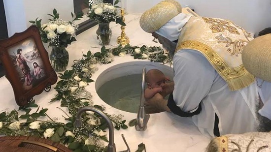 Pope baptizes 9 children of the Church of St. Verena in Florida
