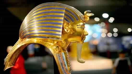 Egypt to take legal procedures against King Tut statue sellers