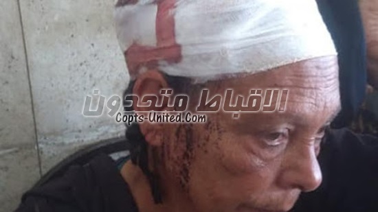A thug attack a Coptic family in Minya