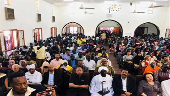 Muslim government officials attend Christmas Masses in the churches of Sudan 