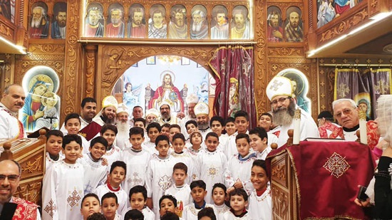 Bishop Angelos ordains 39 new deacons in Shubra