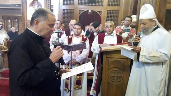 Bishop of Maadi ordians a new priest

