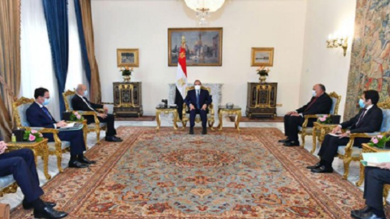 France wishes to increase cooperation with Egypt to counter extremism, French FM tells Sisi