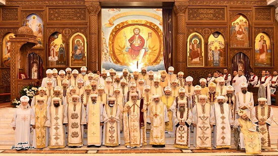 Pope Tawadros promotes 44 of Cairo priests

